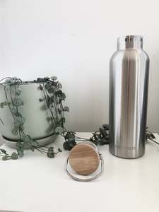 Products: Stainless steel drink bottle 750ml Haven & Co NZ