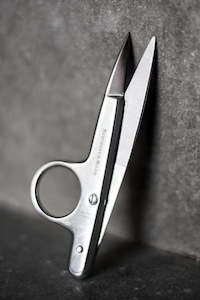 Scissors: MERCHANT & MILLS THREAD CLIPS
