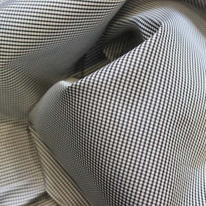 RISKY BUSINESS CHECK LINING