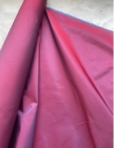 ITALIAN SILK BLEND TAFFETA - BOYSENBERRY