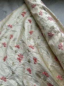 Fabric Cotton Linen Silk Wool: 100% DUPION SILK - BUTTER CREAM BASE WITH PINK VELVET FLOWER BUDS WITH COTTON EMBROIDEREY