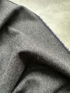 Fabric Cotton Linen Silk Wool: OSCAR WOOL/VISCOSE HERRINGBONE TWILL