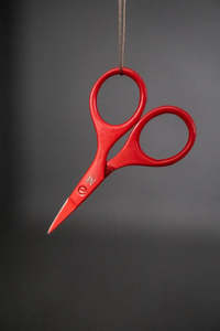 MERCHANT & MILLS RED BABY BOW SCISSORS