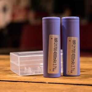 Batteries And Chargers: Samsung - 40T 21700 (4000mAh//30A)