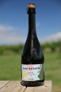 Lot S05 – Oak Estate – Bubbles and two-course lunch