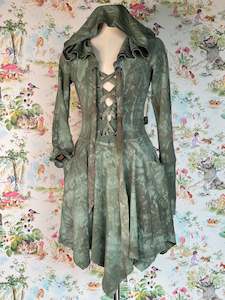 Not Wildcrafted: Snowdrop Pukeko Dress