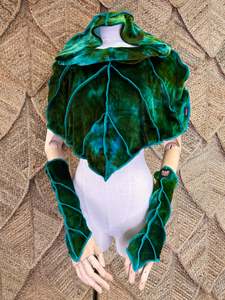 Preorder: PREORDER: Labradorite Leafae Poncho Set