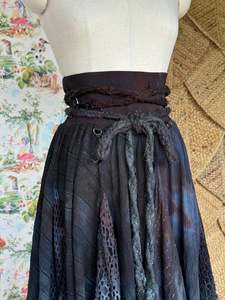 Skirts: Katipō Cavern Relic Skirt