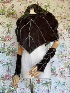 Featured 1: Moss Mountain Poncho Set