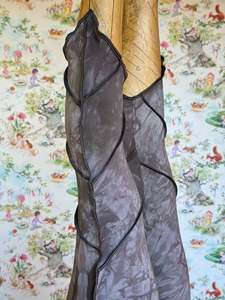 Gargoyle Leafae Leggings