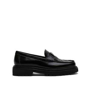 La Tribe: Zoe Loafer