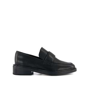 Loafers: Kodi - Black