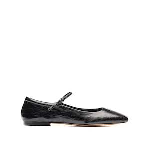 Exclusives: Phoebe Flat - Black Crinkle Patent