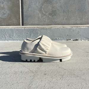 Trippen: Keen - White