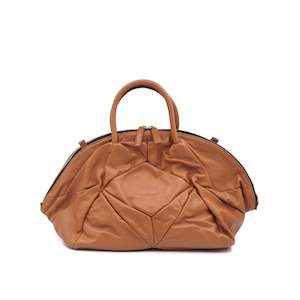 Vic Matie: Quinn Arch - Tan