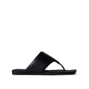 Flats: Bevel - Black