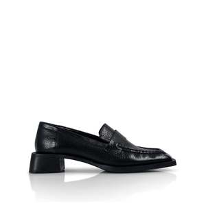 Flats: Chelsea Loafer - Black