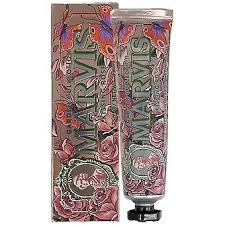 Marvis: Marvis Garden Collection Kissing rose