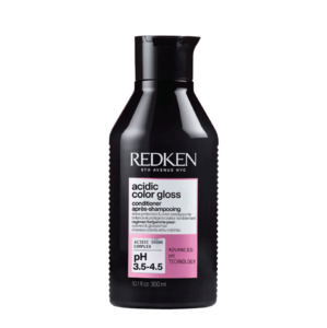 Our Favourite Sulphate Free Shampoo Conditioner: Redken Acidic Color Gloss Conditioner 300ml