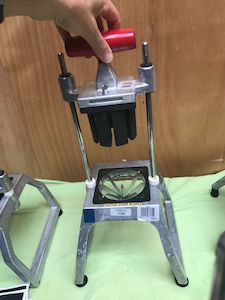 Vollrath commercial fruit and vegetable wedge machine