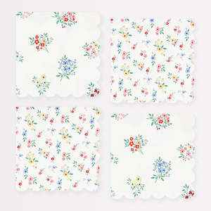 Ditsy Posy Scalloped Napkins
