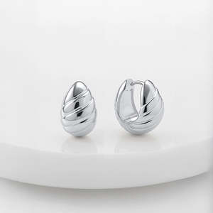 Jewellery: Bronte Hoop