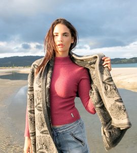 Products: Pohutukawa Extra Thick Wrap – Heirloom Woollen Collection