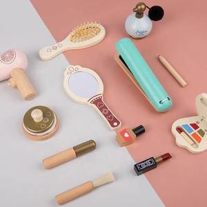 Pretend Play: Beauty Makeup Wooden Toy Set