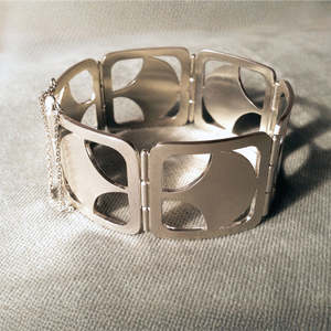 Deco Hinged Bracelet