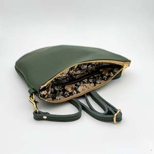 Styles For Slider: Ready to ship - Party pouch - Meadow