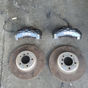 Products: BMW E82 135i Front Brake Rotors and Callipers - HellBM Motorsport