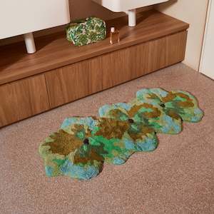 Bonnie And Neil: Pansy Green Wavy Bath Mat