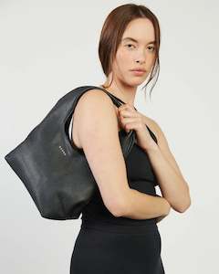 Kiki Shoulder Bag - Black