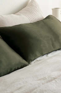 Bedding: Silk Standard Pillowcase - Olive