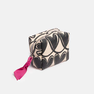 Caroline Gardner: Hearts Mini Cube Cosmetic Bag