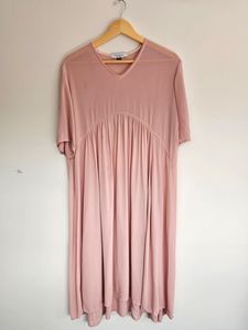DRESSED size 10 Blush Midi Dress