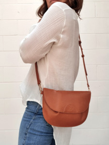 Nina Crossbody - Tan