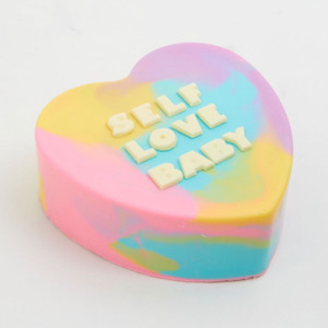 All Smash Cakes: Tie-Dye Heart (1kg)