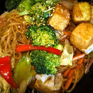 Products: K6 vege yaki u-don Hello sushi Main