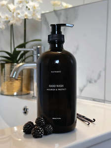 Surmanti: Nourish & Protect Hand Wash - Black Raspberry & Vanilla 500ml