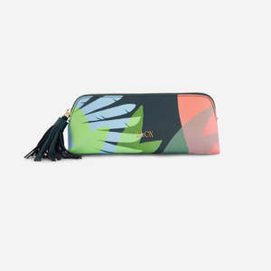 Flox: Flox
Wai - Cosmetic Case - Small