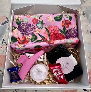 Gifts Under 100: Treat gift box.