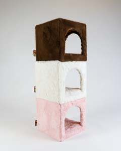 Build And Expand: PLUSH CAT HOUSE