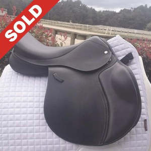 Loxley Foxhunter GP/Jump Saddle 17" - AS NEW
