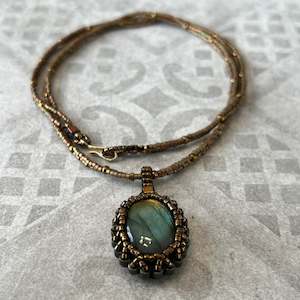 Hannah Bailly Beadworkz 1: Amulet Pendant