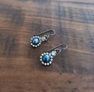 Pearl Daisy Earrings