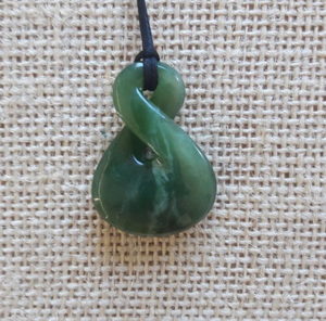 Kahurangi Twist (Pikorua) Pendant