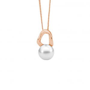 Sterling Silver Rose Gold Plate Necklace with Freshwater Pearl