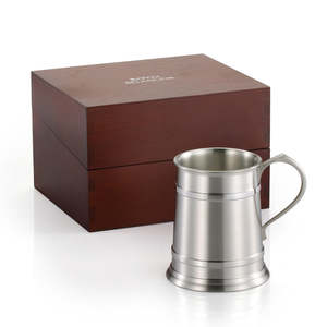 Royal Selangor Pewter Giftware. Tankard in Wooden GiftBox 45cl
