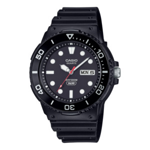 Gifts Under 200: Gents Casio Watch with Rotating Bezel